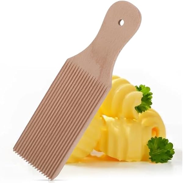 Maszyna do makaronu, akcesoria do makaron, wałek do ciasta, naturalne drewno bukowe, wiosło Garganelli, rolka Cavaroli, deska do szpecli, włoska