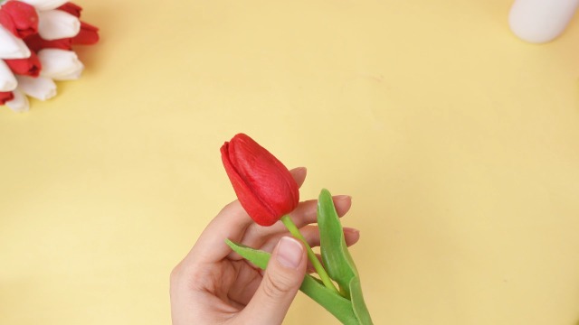 Amazon.com: Jutom 96 Pieces Multicolor Artificial Tulips Flowers