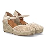 100004 Sandalia Valenciana Tipo Alpargata de Cuna para Mujer con Diseno de Adornos metalicos. Tachuelas pequenas. Ideal Primavera Verano. Cierre de Hebilla. Ideal para Uso Diario. Beige Talla 40