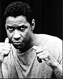 Posterazzi Denzel Washington With Fists Up Black And White Photo Print (8 x 10) - Item # MVM01573