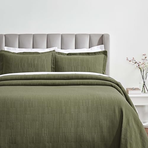 SUPERIOR 3 Piece Cotton Bedspread Sham Set, Home Decor, Decorative Bed Spread, 2 Pillow Shams, Medium Weight, Matelasse Coverlet, Bedding Essentials, Zenith Collection, California King, Olive Green