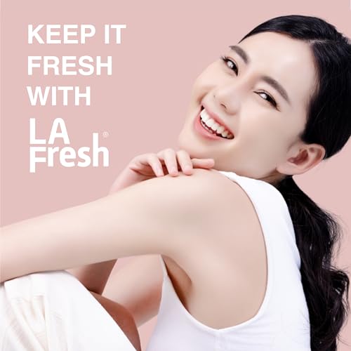 LA Fresh Feminine Wipes with Aloe Vera, Chamomile Extract, Cucumber, and Vitamin E - Pack of 200ct Wipes for Women