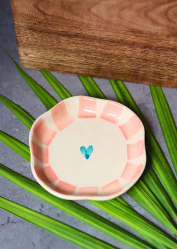 Image of WEAVING HOMES Striped Handmade Dessert Plate, Size: 11 cm Microwave & Dishwahsher Safe (Set of 1)
