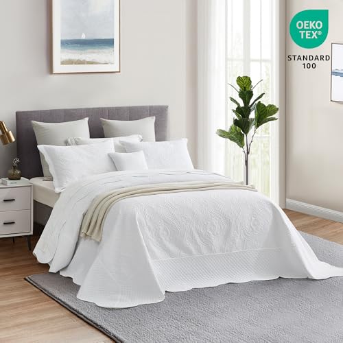 Image of HZ & HY Oversized King Bedspread, Embossed Damask Quilt Set King /Cal King, Lightweight Reversible Coverlet, Scalloped Edge - Clean Classic Look, 5 Piece, Pure White