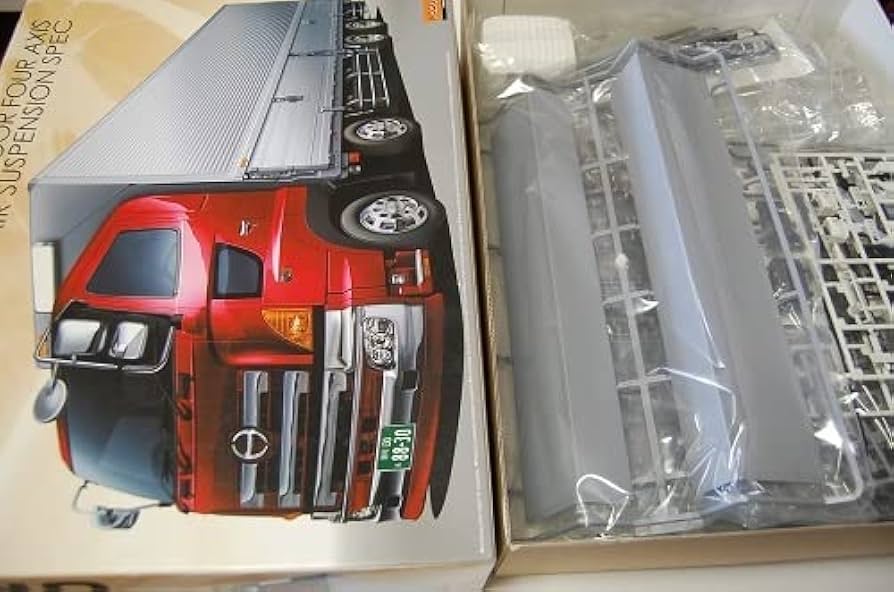 HINO PROFIA 低床四軸エアサスペンション HINO PROFIA 低床四軸エアサスペンション 1/32 日野プロフィア