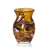 Die Vase ist mundgeblasen und handgeformt.