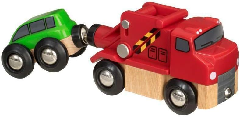 BRIO World 33528 - Camión de remolque confiable - Accesorio de tren de juguete de madera para niños mayores de 3 años | Acoplamiento magnético | Compatible con otros juguetes ferroviarios | Madera de haya certificada FSC