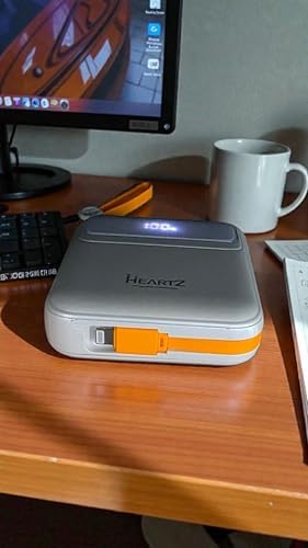 Resim HEARTZ H26 10000 MH PD 20W ve USB 22.5W FAST HIZLI ŞARJ DAHİLİ TYPE C VE LİGHTNİNG KABLOLU DÜNYA STANDARTLARINA UYGUN POLYMER BATARYA BİREBİR AMPER LCD GÖSTERGELİ POWERBANK 