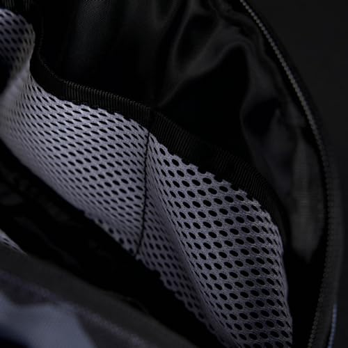 WOLFpak Crossbody Pack4