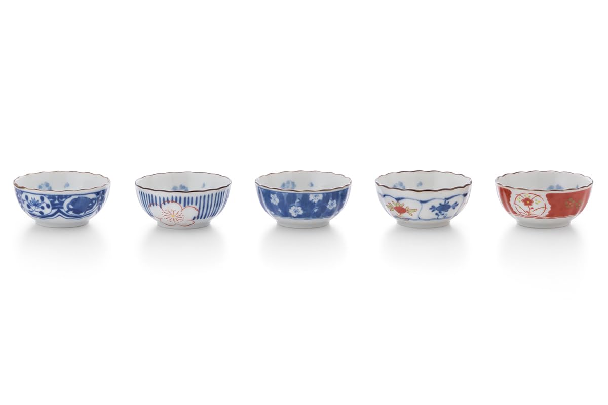 Hasami Chrysanthemum Small Bowls, 5-Pattern Set
