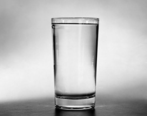 Posterazzi Primer plano de un vaso de agua Póster impreso, (18 x 24)