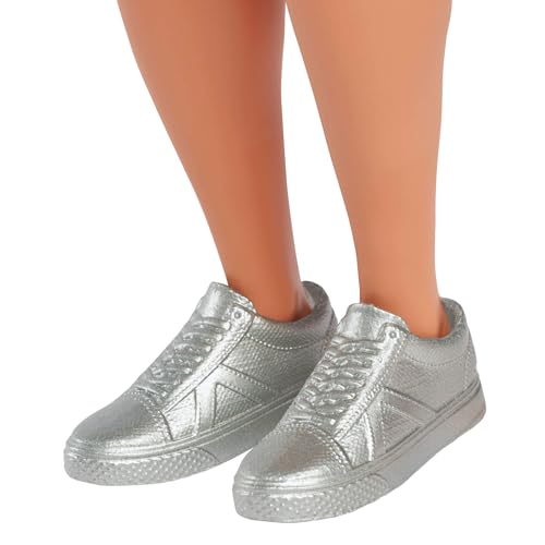 Barbie Fashionistas Poupée Ken avec cheveux noirs, débardeur bleu et vert dégradé, short en jean et baskets argentées, HYV00