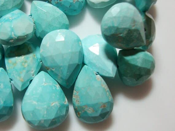 Briolettes turquoise Sleeping Beauty bleues pour créer des bijoux d'été élégants