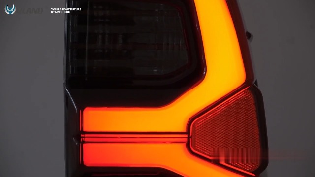 Amazon | VLAND トヨタ ハイラックス GUN125 テールランプ