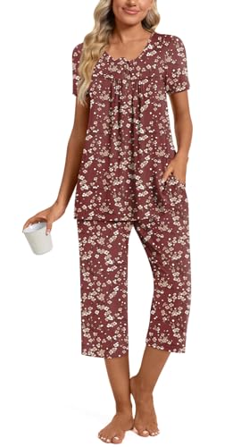 Image of Womens Summer Pajama Sets 2 Piece Short Sleeve Top and Capri Pants Plus Size Ladies Lounge Pjs Sets with Pockets