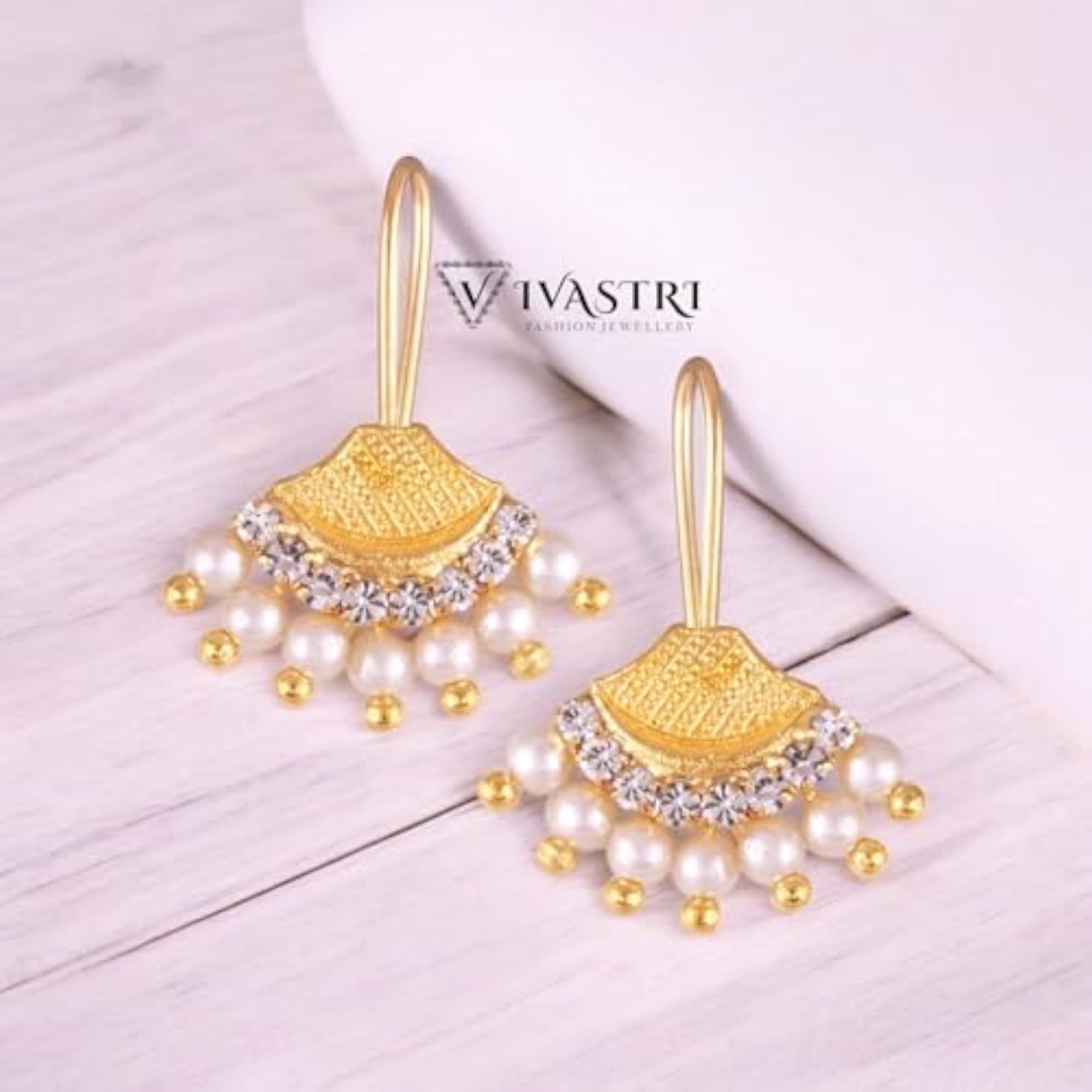 Women's Elegant Shimmering Bugadi Collection Nose Ring