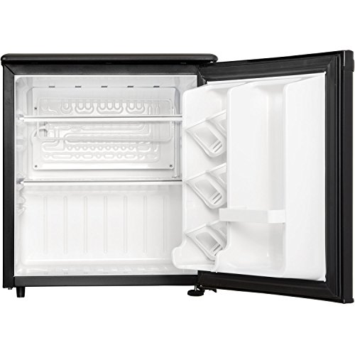 Danby Designer 1.7 cu. ft. Compact Refrigerator (DAR017A2BDD), Black on Fridge.com