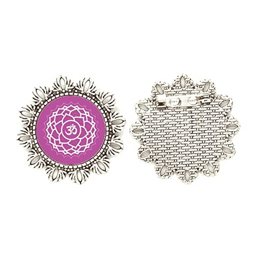 Broche de plata con letras AM Culture, el accesorio mediano ideal para realzar tu estilo diario
