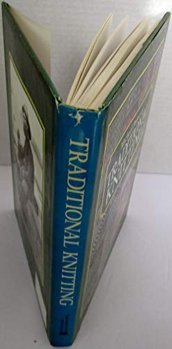 Michael Pearson's Traditional Knitting: Aran, F... 0442273819 Book Cover