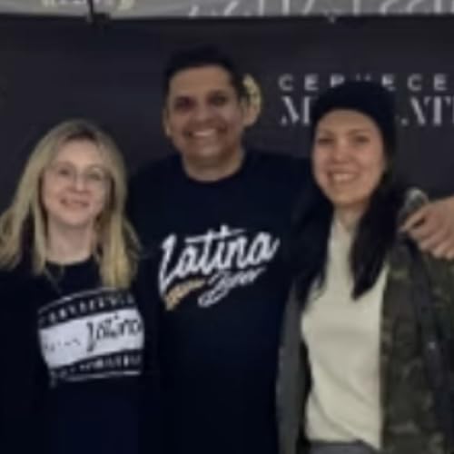 From Stadium Cleaner to Craft Brewer - The Latina Beer Story Podcast Por arte de portada