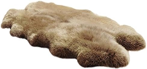 Windward 100% Sheepskin Quad Rug in Taupe, 180 x 110cm