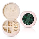 Matériau : la boîte à bijoux verte en forme de feuille de banane est fabriquée en cuir PVC sélectionné avec doublure en velours, résistante à l'usure, imperméable et de grande capacité. Fabrication exquise, légère et portable, rend votre boîte à bijoux tendance et chic, parfaite pour toutes les occasions.