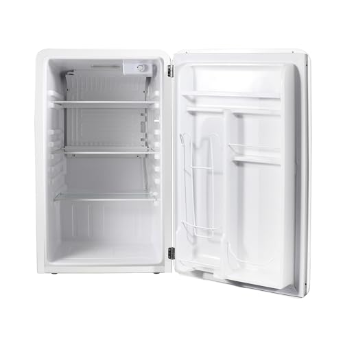 Magic Chef 17.5 in. 3.2 cu.ft. Retro Mini Refrigerator in White, without Freezer on Fridge.com