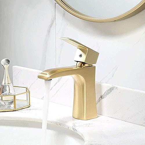 Robinet de lavabo anti-traces fini brossé pour éviter les taches de calcaire