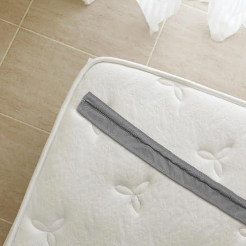 Cale de lit en mousse grise forme L pour combler un espace de 2 cm