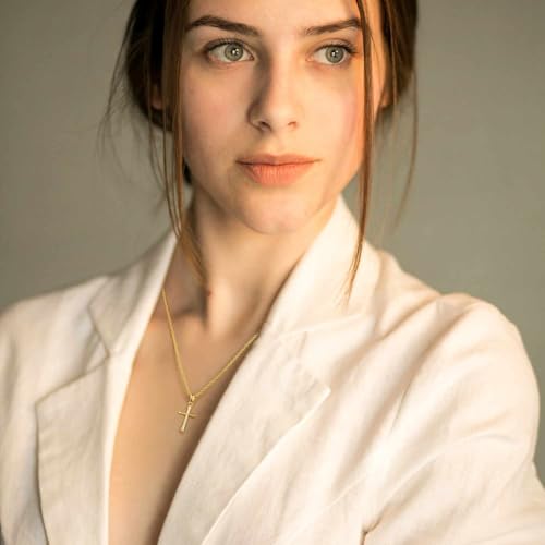 SPONIT Gold Cross Necklaces for Women 14K Gold Cross Pendant Necklace Chain Necklace for Womens Faith Necklaces for Women3