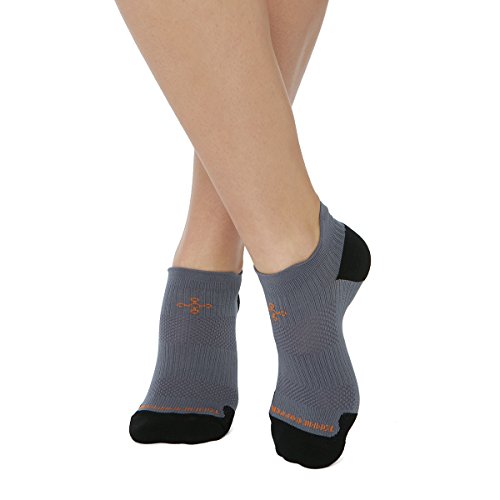 Tommie Copper Women's Athletic Lightweight Compression Ankle Socks