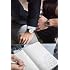 RAYMOND WEIL Maestro Men & # x27 ؛ s ساعة أوتوماتيكية ، قرص عاجي مع فهارس فضية ، فولاذ مقاوم للصدأ ، حزام جلد بني أصلي ، 39.5 مم ( نموذج: 2237-STC-65011 )