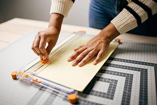 Fiskars Gilotyna do papieru SureCut, A4, Duża maszyna z prowadnicą linii cięcia, 1003758