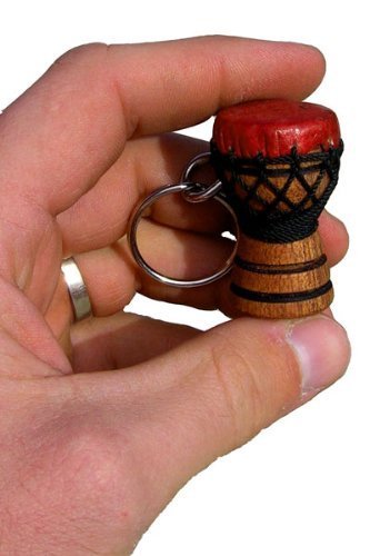 Africa Heartwood Project Ręcznie rzeźbiony afrykański breloczek bębnowy Djembe - wykonany z litego drewna mansonii - koziej skóry i liny