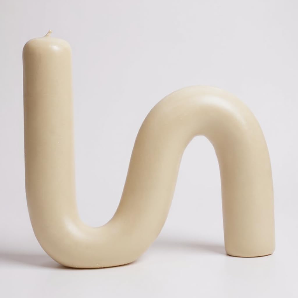Sculptural S-Shaped Beeswax Candle, Modern Curved Design, Natural Beeswax Material, Decorative Home Accent (Ivory)