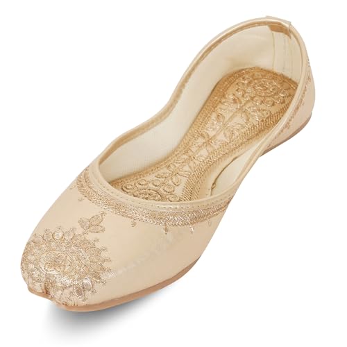 Image of Women's Embroidered Rajasthani Mojari Jutti | Ethnic Punjabi Juttis for Women & Girls | Flat Slip-On Footwear for Wedding, Festive & Casual Wear