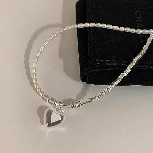 Collier cassé avec pendentif coeur résistant pour le cou