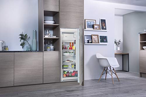 Bauknecht KSI 12GF2 Einbau-Kühlschrank mit Gefrierfach (Nische 122) / Gesamtnutzinhalt: 189 Liter/ Abtauautomatik im Kühlteil/Elektronische Steuerung über LED Display/Elektronische Temperaturregel