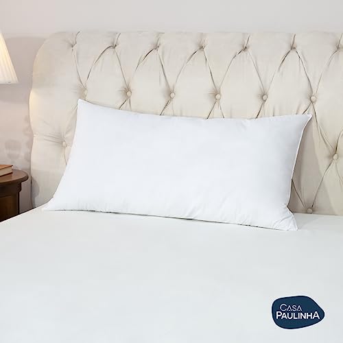 Kit 2 Travesseiros 90cm x 50cm Toque de Pluma Suporte Firme Confortável Grande Antialégico