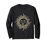 Design accattivante con sole dorato, irradiato con dettagli intricati e un tocco bohémien. Questo sole simboleggia energia, vita e illuminazione, rendendolo l'emblema perfetto per coloro che abbracciano uno stile di vita boho. Natura libera della vita boema.
