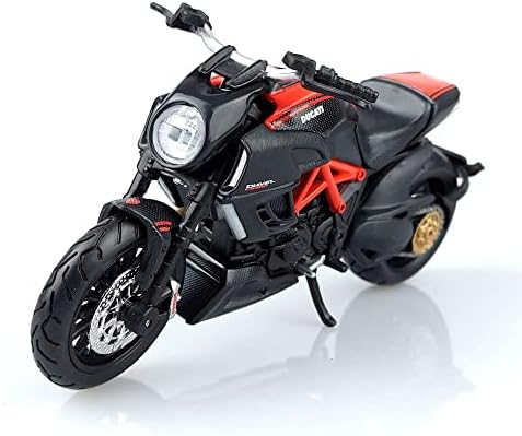Ducati Diavel Carbon Edition Model by Maisto 1:18th Scale Black