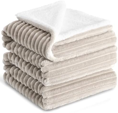 RUIKASI Sherpa Decke Warme Kuscheldecke Flauschige 220x240 cm Beige | Weiche Winterdecke Cord für Sofa & Couch, Dicke Wolldecke, Kuschelig & Warm Wohndecke, Fleecedecke für Wohnzim