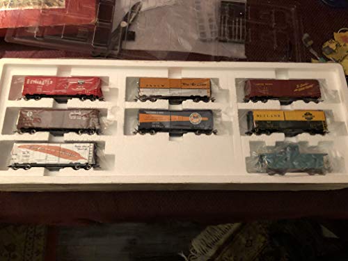 MARKLIN HO USA American (7) Assorted BOXCARS + NYC Caboose Set 29847 in STYROFOAM CASE.