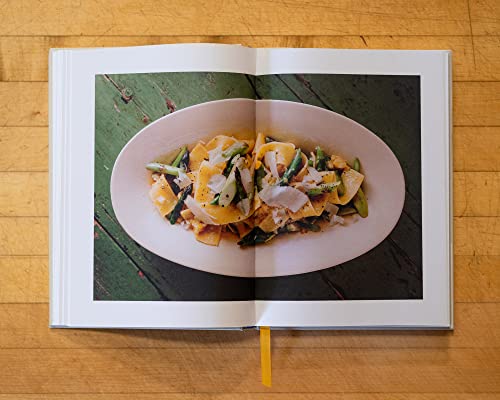 Six California Kitchens: A Collection of Recipes, Stories, and Cooking Lessons from a Pioneer of Cal