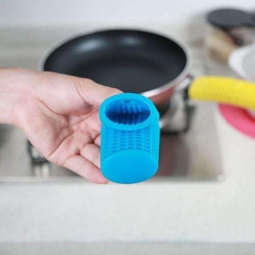 Pan Handle Covers, GOODCHANCEUK 4-Pack Silicone Pot Grip Sleeve Heat Resistant Slip Saucepan Handle Gadget Random Color