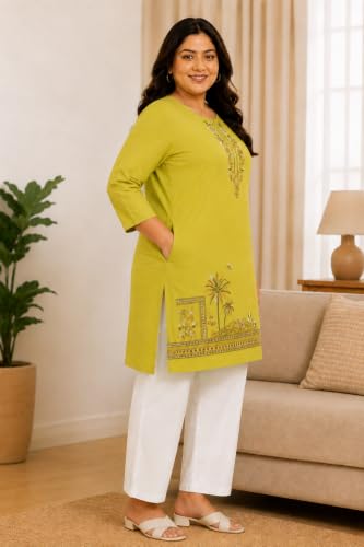 Image of RYSH Women's Plus Size Printed Kurta | Round Neck | 3 /4 Sleeve | Relaxed Fit