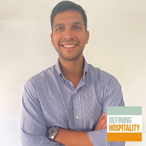 『Scaling Short-Term Rentals - Sebastián Torres-Calderón - Defining Hospitality - Episode #214』のカバーアート