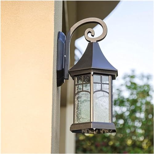 Lampe murale extérieure antique pour illuminer vos soirées sur la terrasse
