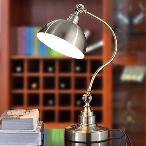 Lampe de bureau chic pour créer une ambiance d'hôtel rétro dans votre étude