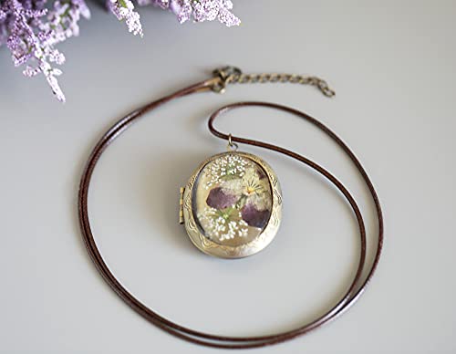 Jewelryland Handmade Oval Shaped Pressed Flower Vintage Bronze Photo Locket Resin Long Necklace (Pansy), Blue, Pink, Yellow, Purple #TOP3